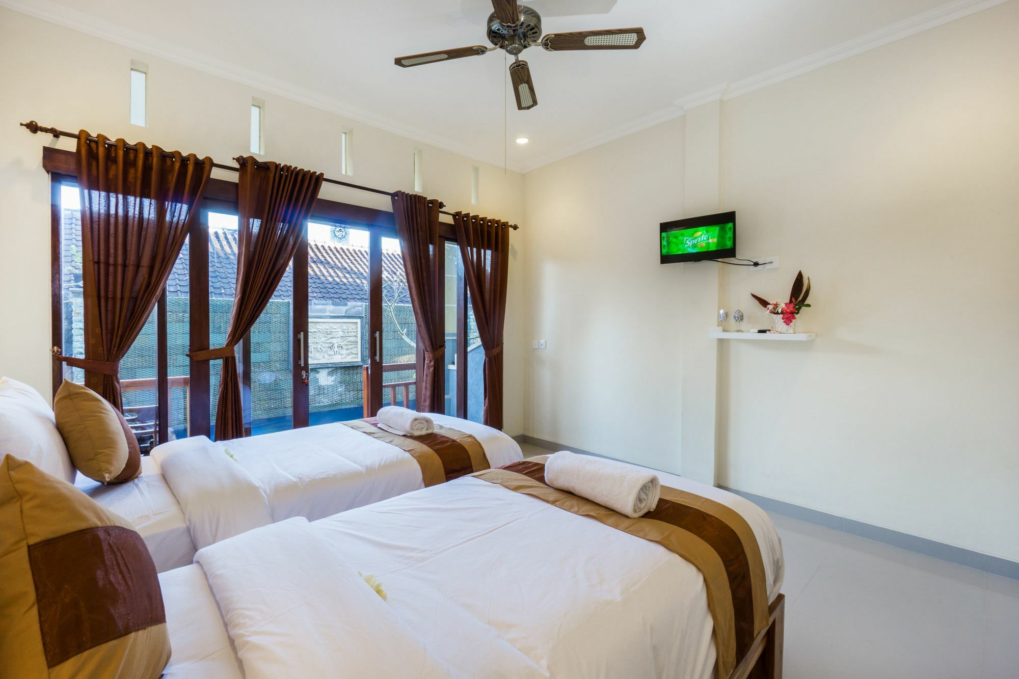 Seaweed Guesthouse Nusa Lembongan Exterior foto